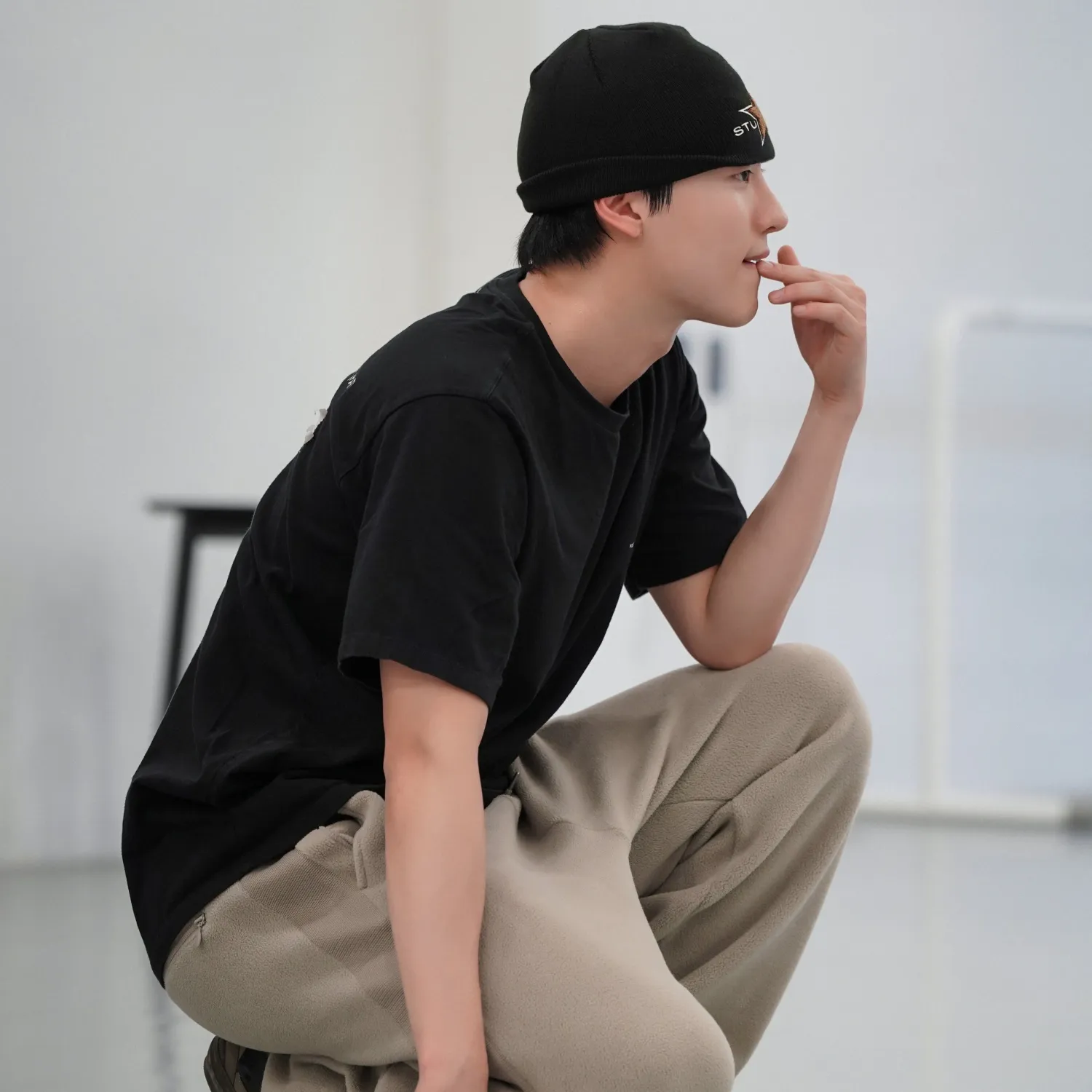 Behind-the-scenes cut of WOODZ