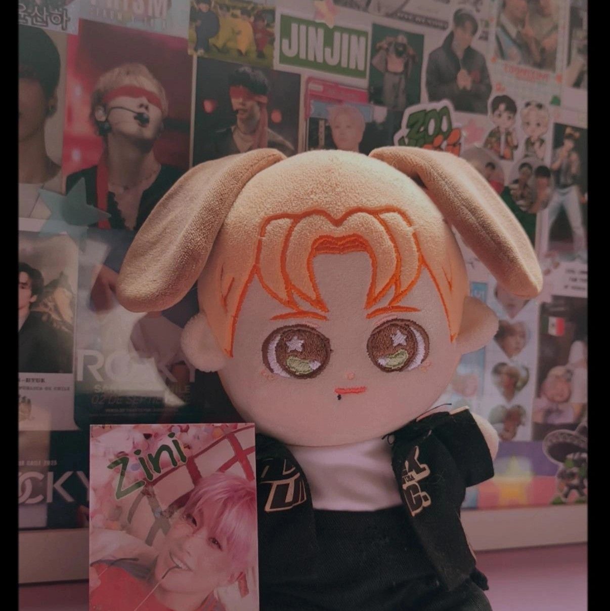 A moment captured by Jinjin (ASTRO)'s fan