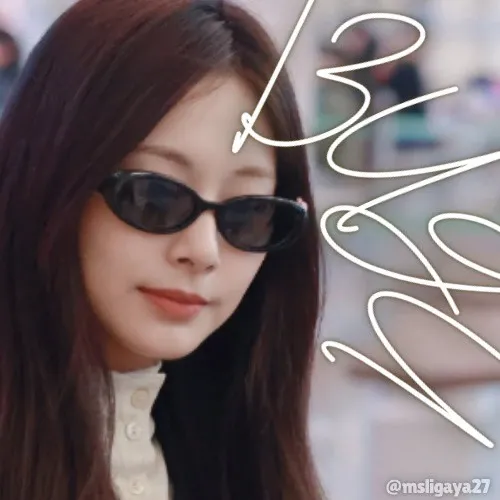 쯔위 (TWICE) 최근 활동샷