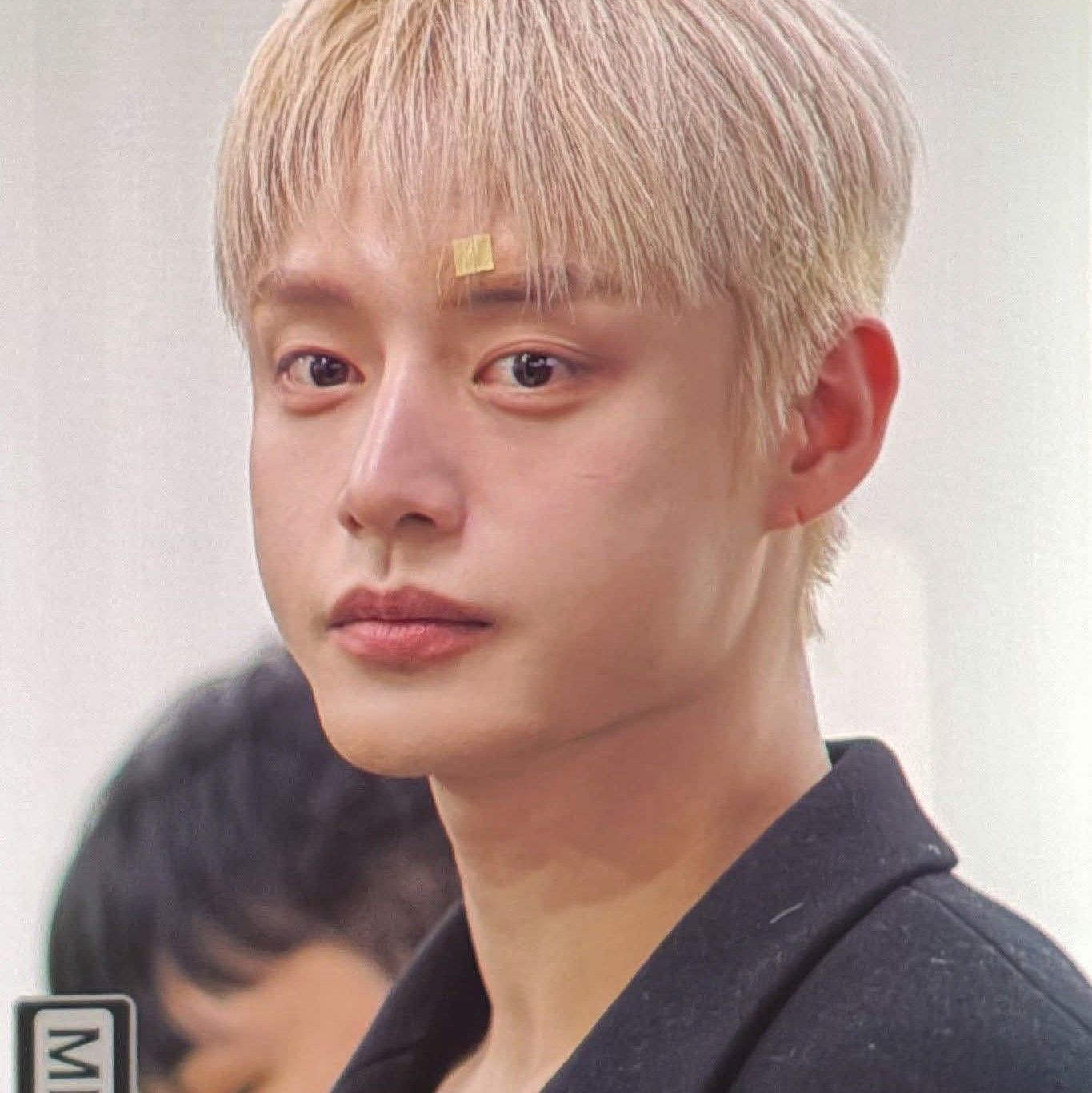 Latest photo of Kim Jiwoong (ZEROBASEONE)