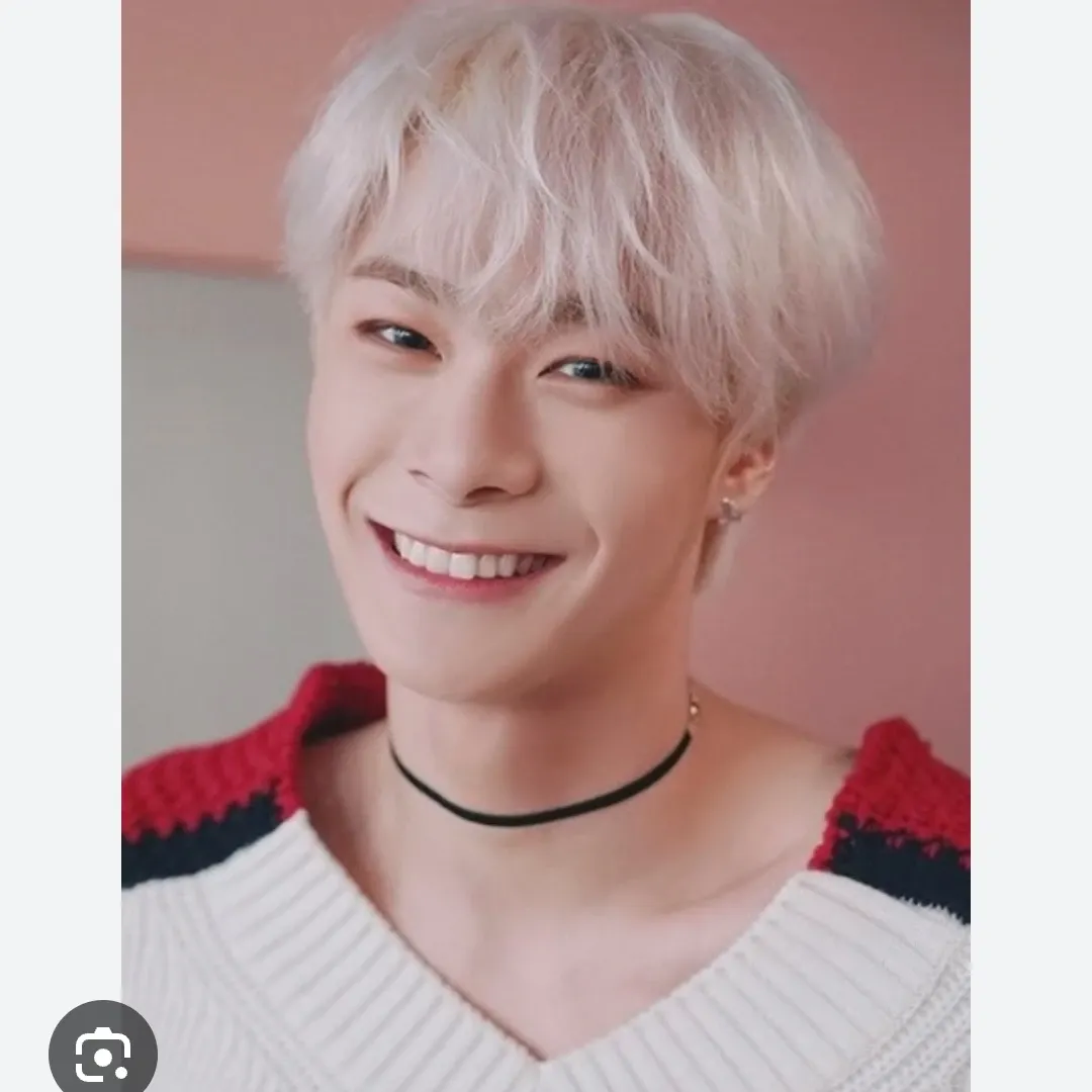 Behind-the-scenes cut of Moonbin (ASTRO)
