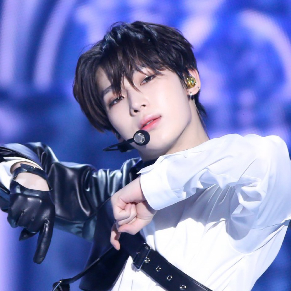 선우 (ENHYPEN) 최근 활동샷