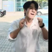 Momen yang diabadikan oleh penggemar Hwang Chiyeol