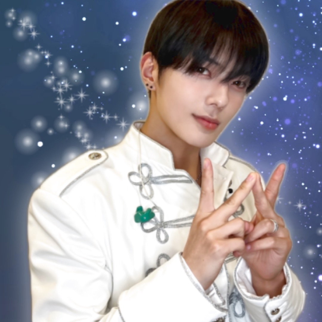 Recent activity shot of Leejeong (WHIB)