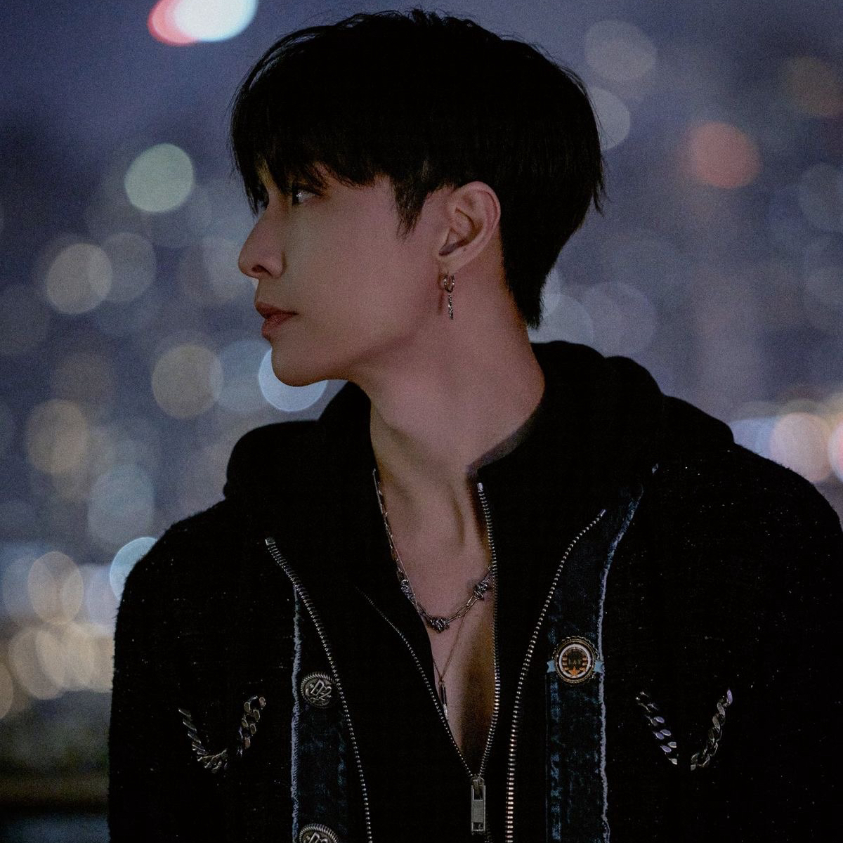 Recent activity shot of Lay (EXO)