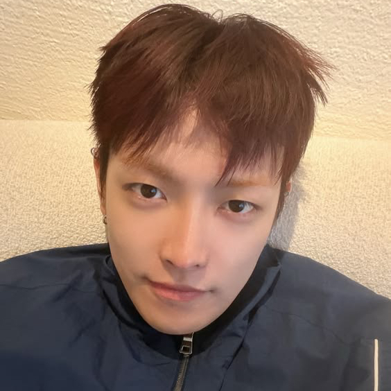 Recent activity shot of Hongjoong (ATEEZ)