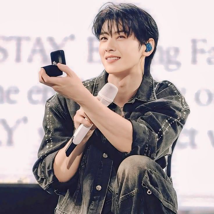 Behind-the-scenes cut of Eunwoo (ASTRO)