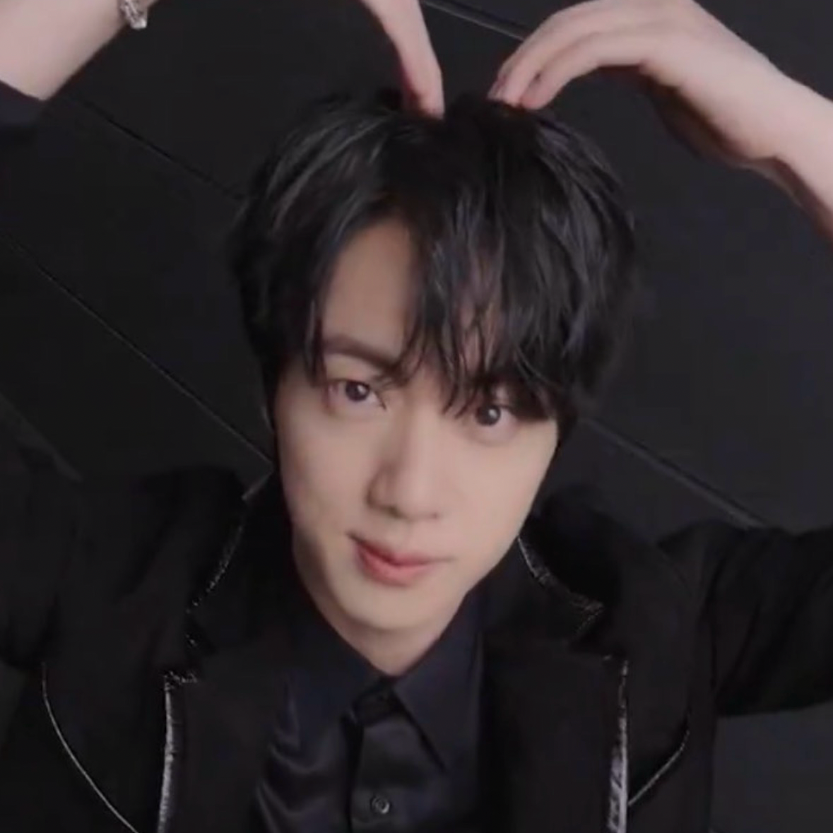 진 (방탄소년단)의 최신 사진