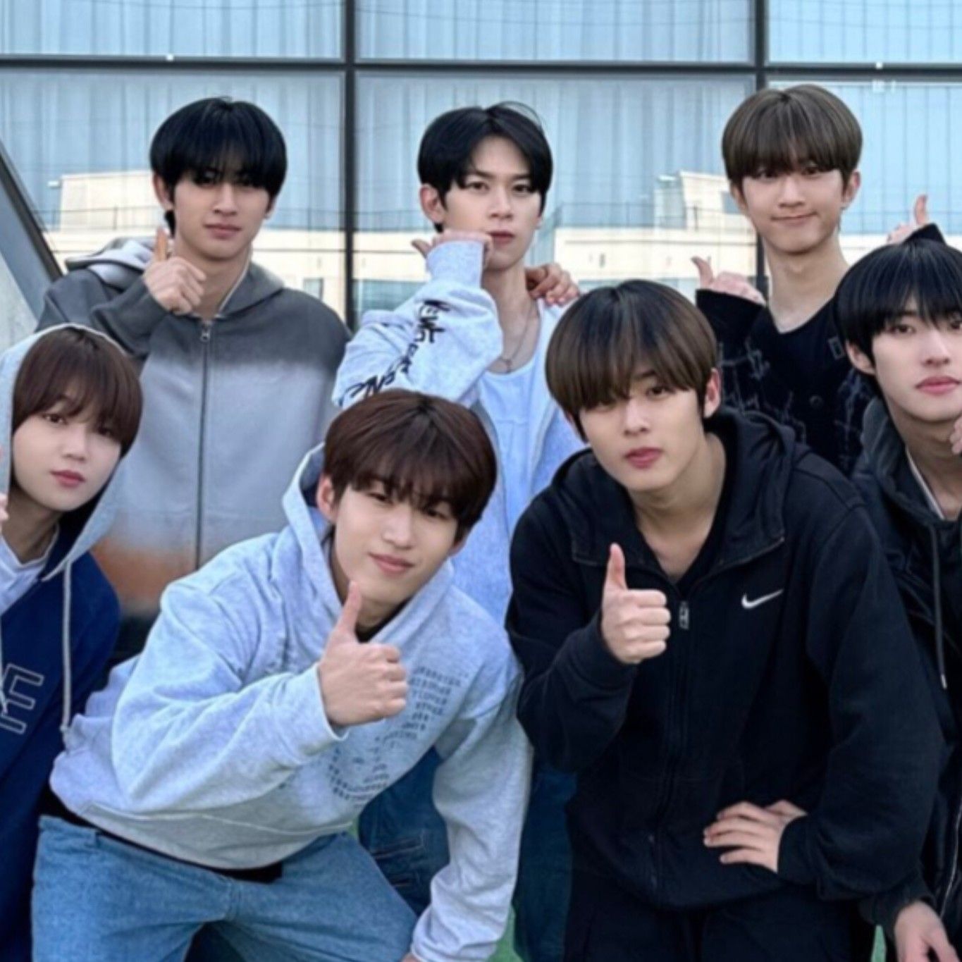 Hot post catching attention from YOUNITE's fandom