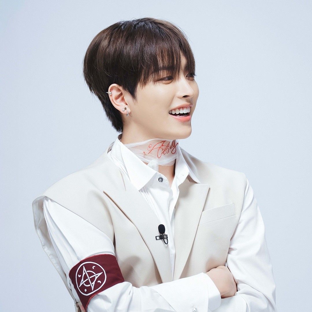 Behind-the-scenes cut of ATEEZ