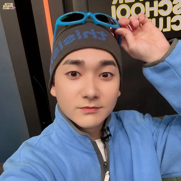 Shining profile picture of Aron on today's Choeaedol