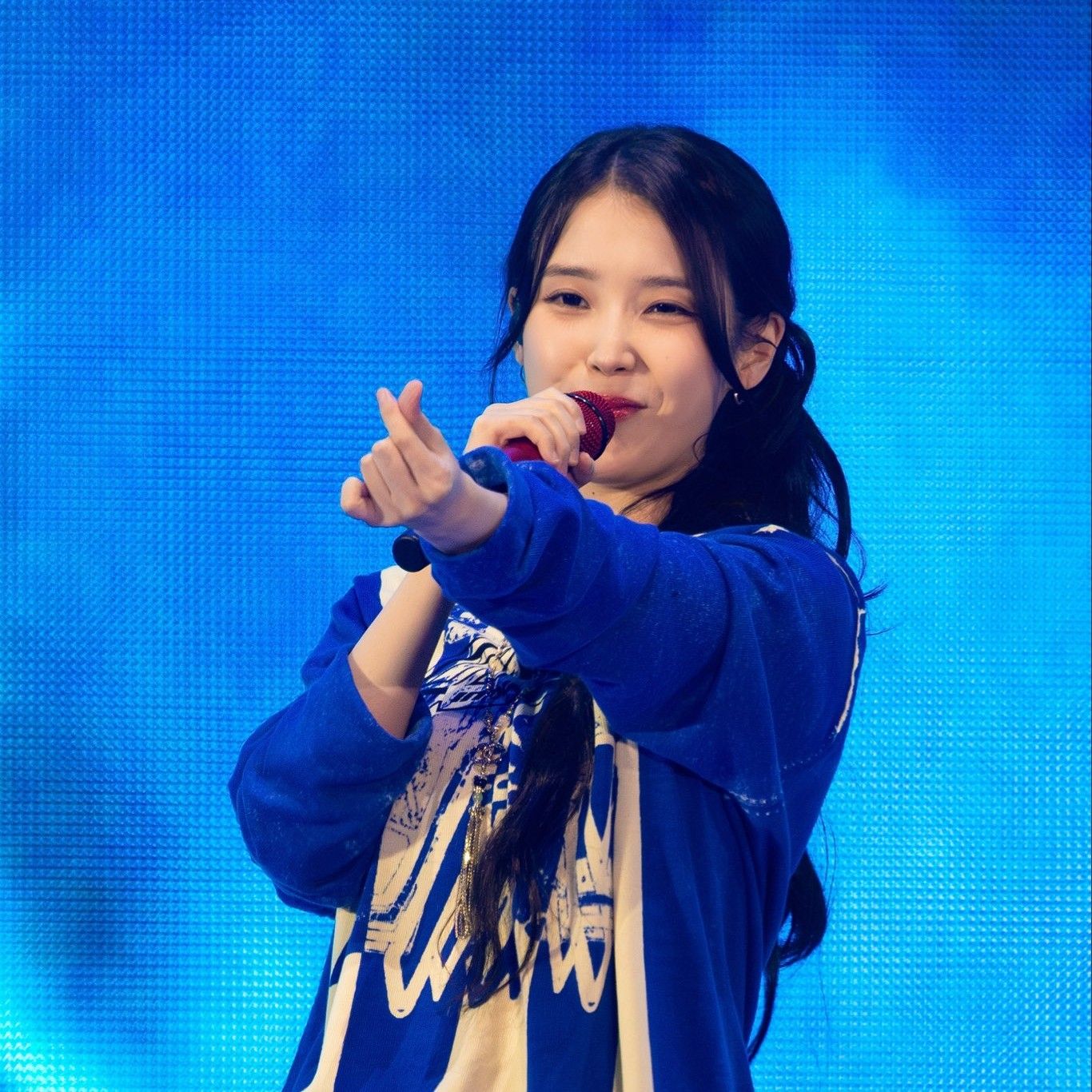 IU粉丝拍下的瞬间