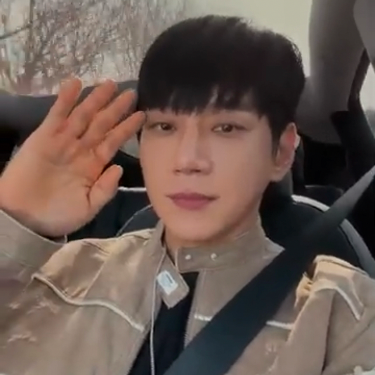 Latest photo of Hwang Chiyeol