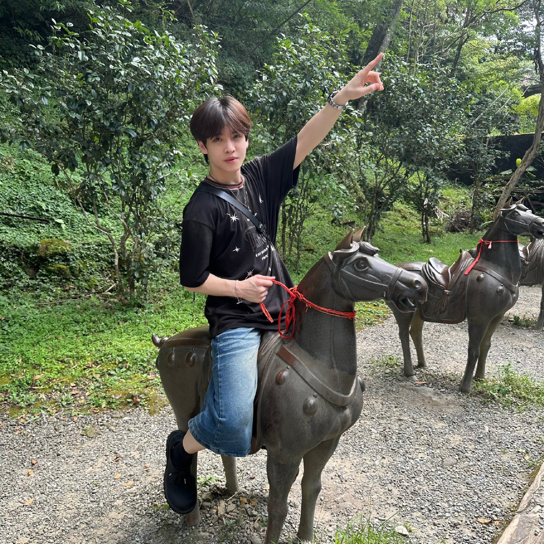 A moment captured by Allen (CRAVITY)'s fan