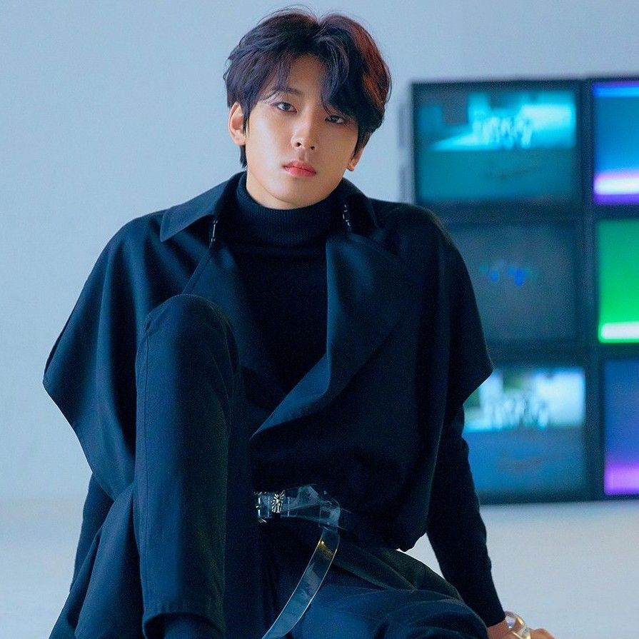 원우 (세븐틴)의 최신 사진