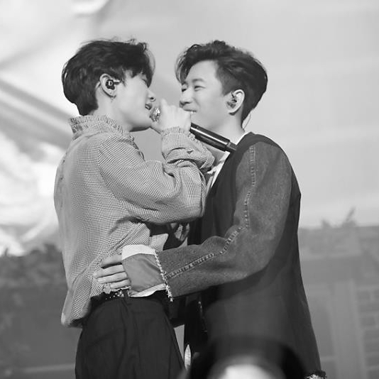 젝스키스의 비하인드 컷