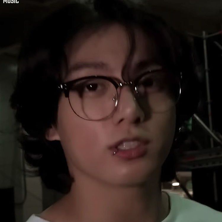 Latest photo of Jungkook (BTS)