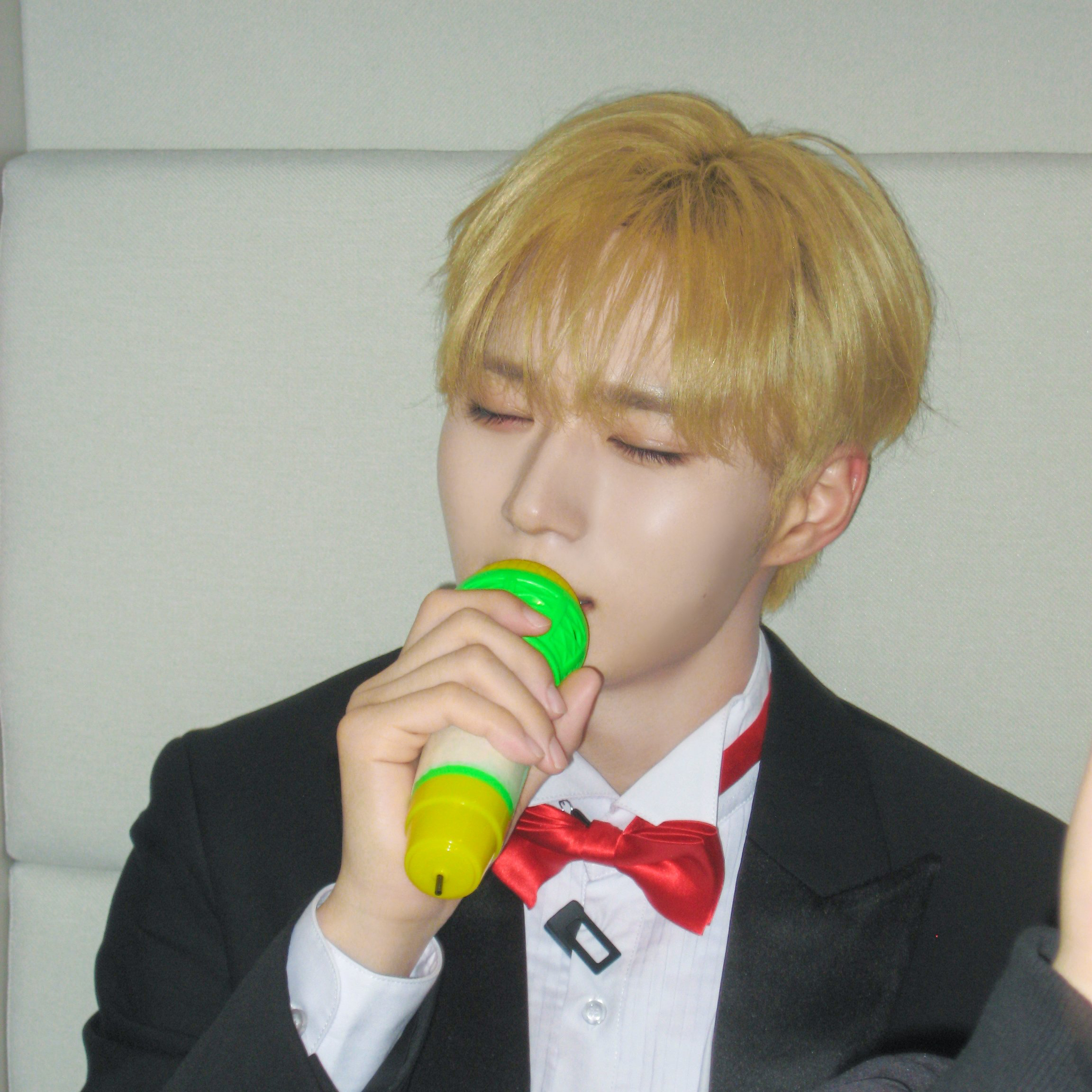 A moment captured by Kim Junseo (ALPHA DRIVE ONE)'s fan