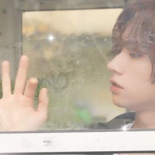 Recent activity shot of Jinbeom (WHIB)