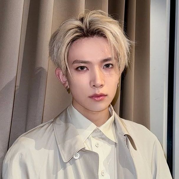 희승 (ENHYPEN)의 최신 사진