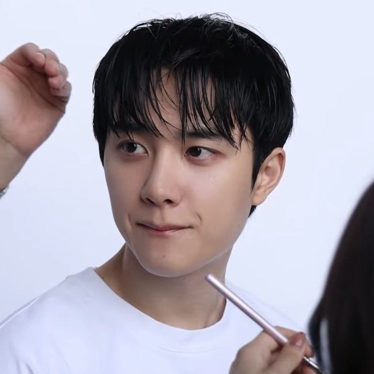 디오 (EXO)의 최신 사진