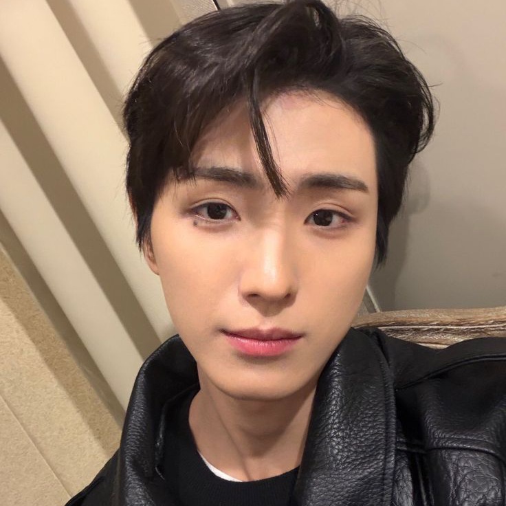 Behind-the-scenes cut of Yonghee (CIX)