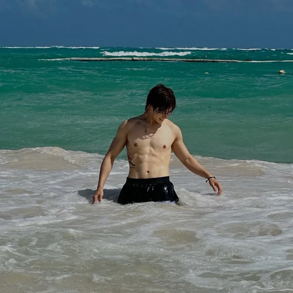 A moment captured by Seok Matthew (ZEROBASEONE)'s fan