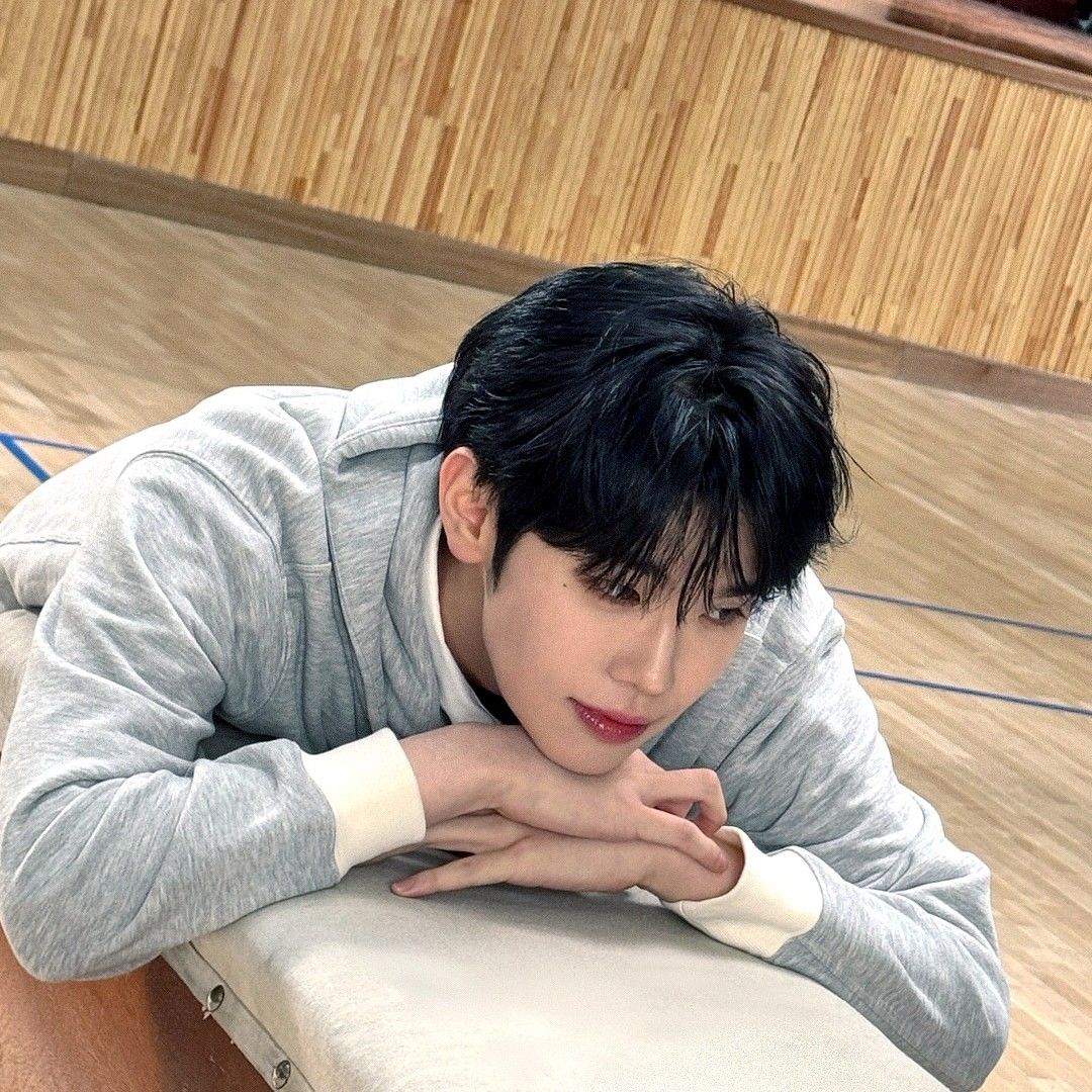 Latest photo of Kim Taerae (ZEROBASEONE)