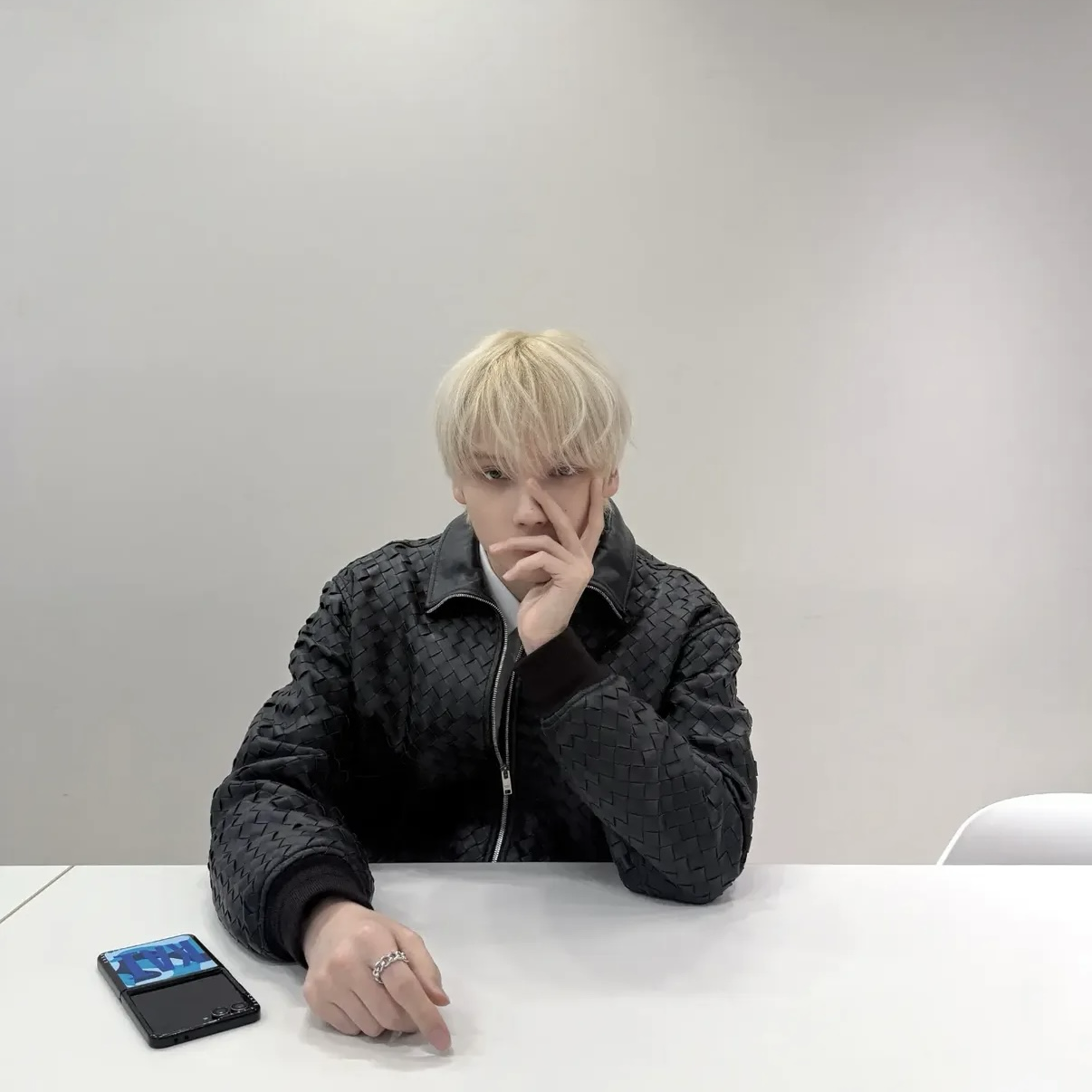 Foto aktivitas terbaru HueningKai (TOMORROW X TOGETHER)