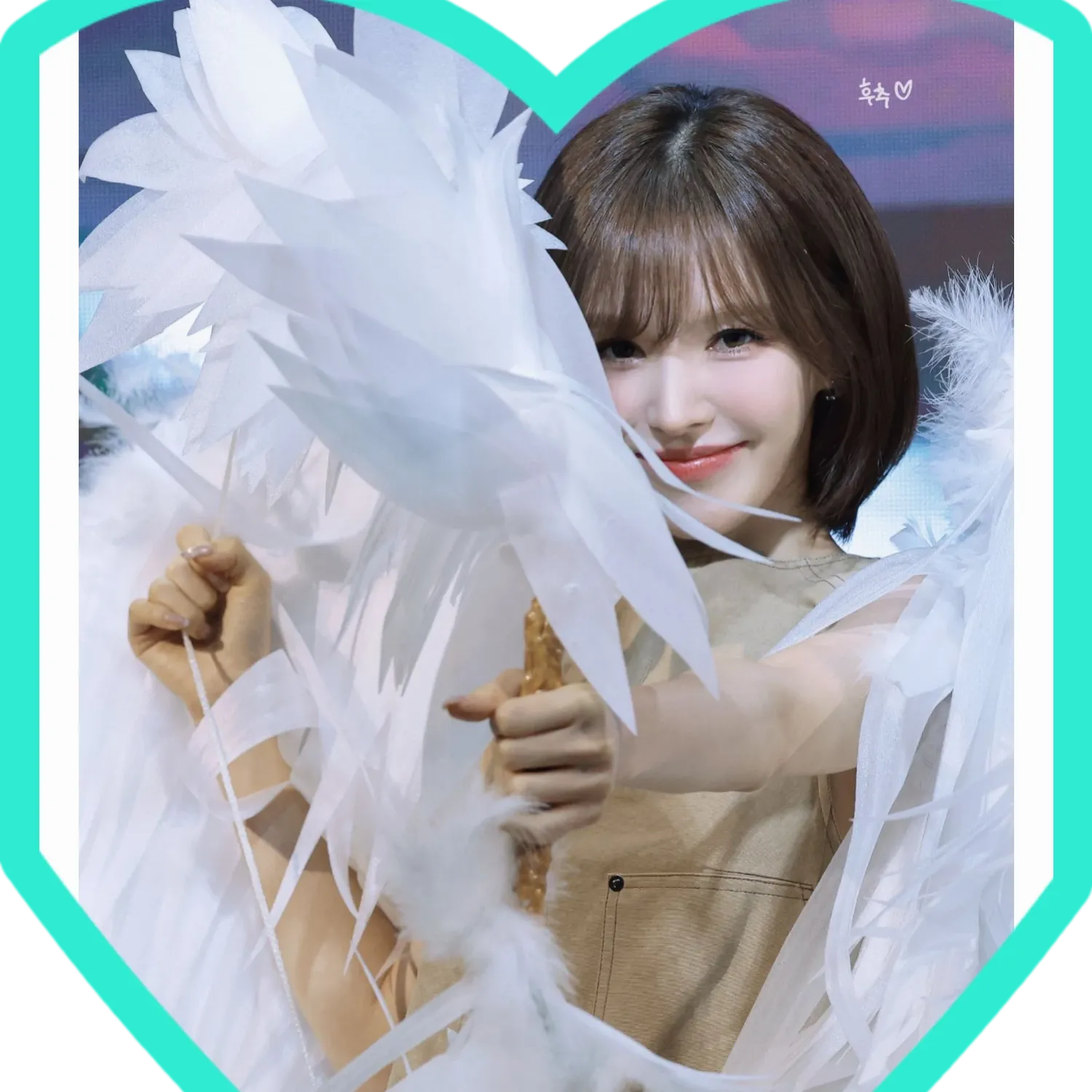 A moment captured by Wendy (Red Velvet)'s fan
