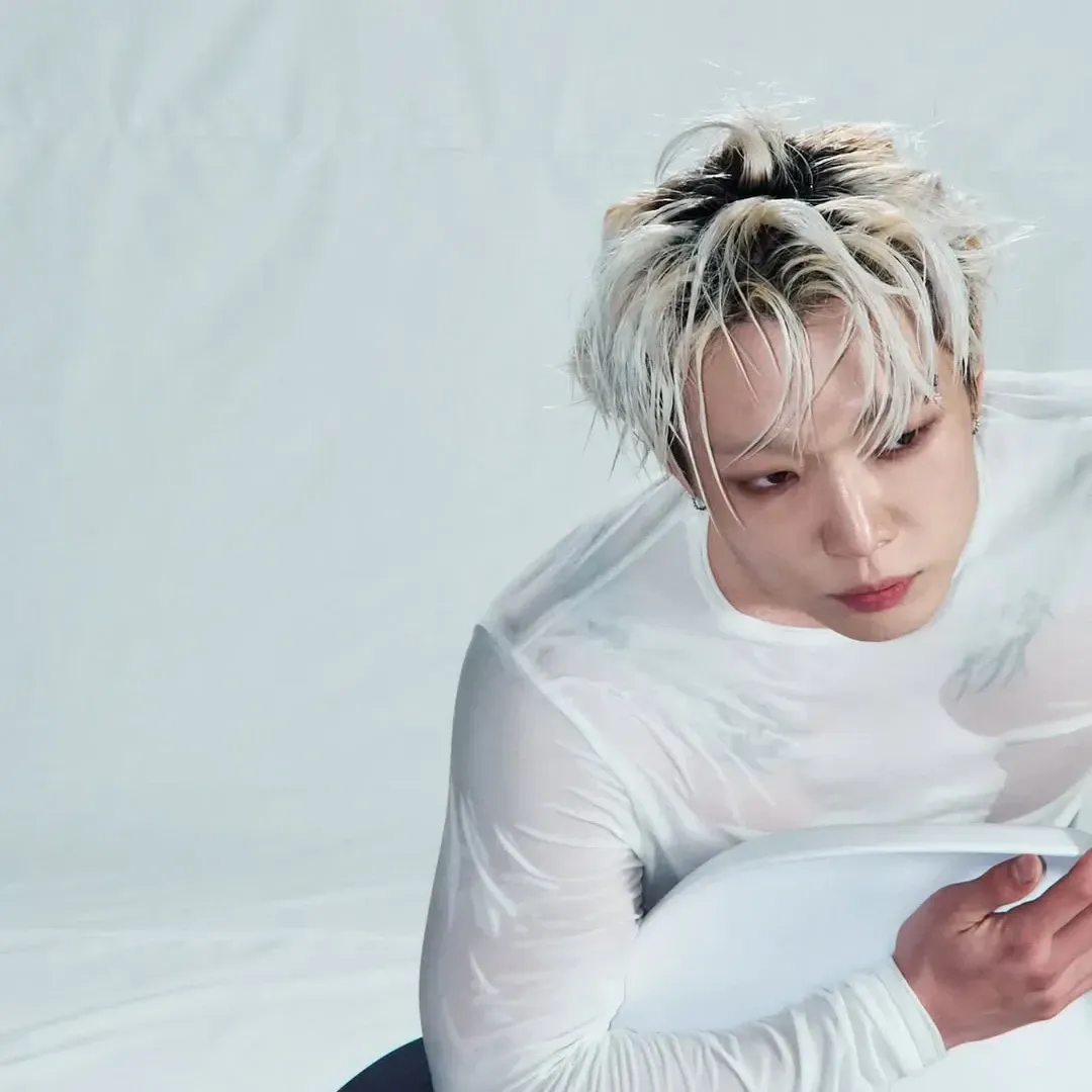 A moment captured by BOBBY (iKON)'s fan