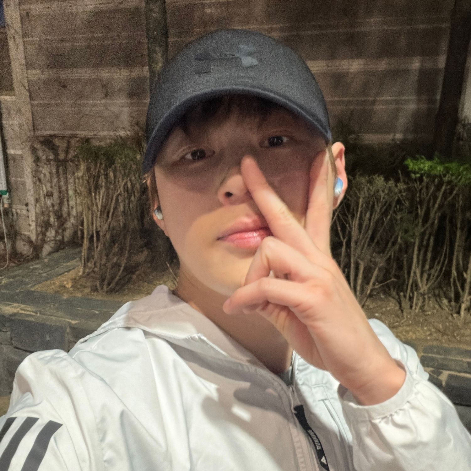 하성운의 비하인드 컷