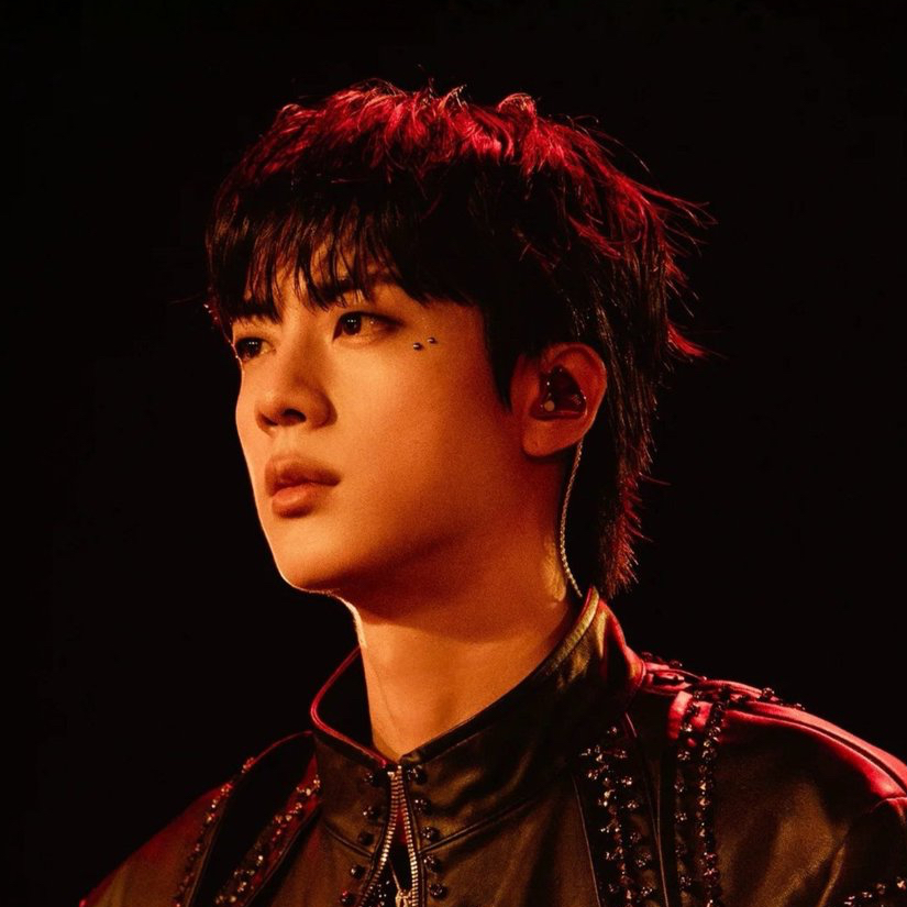 진 (방탄소년단)의 비하인드 컷