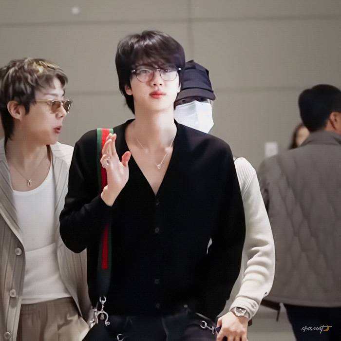 Foto terbaru Jin (BTS)