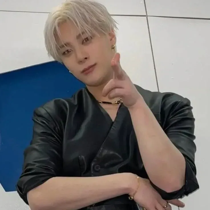 A moment captured by Moonbin (ASTRO)'s fan