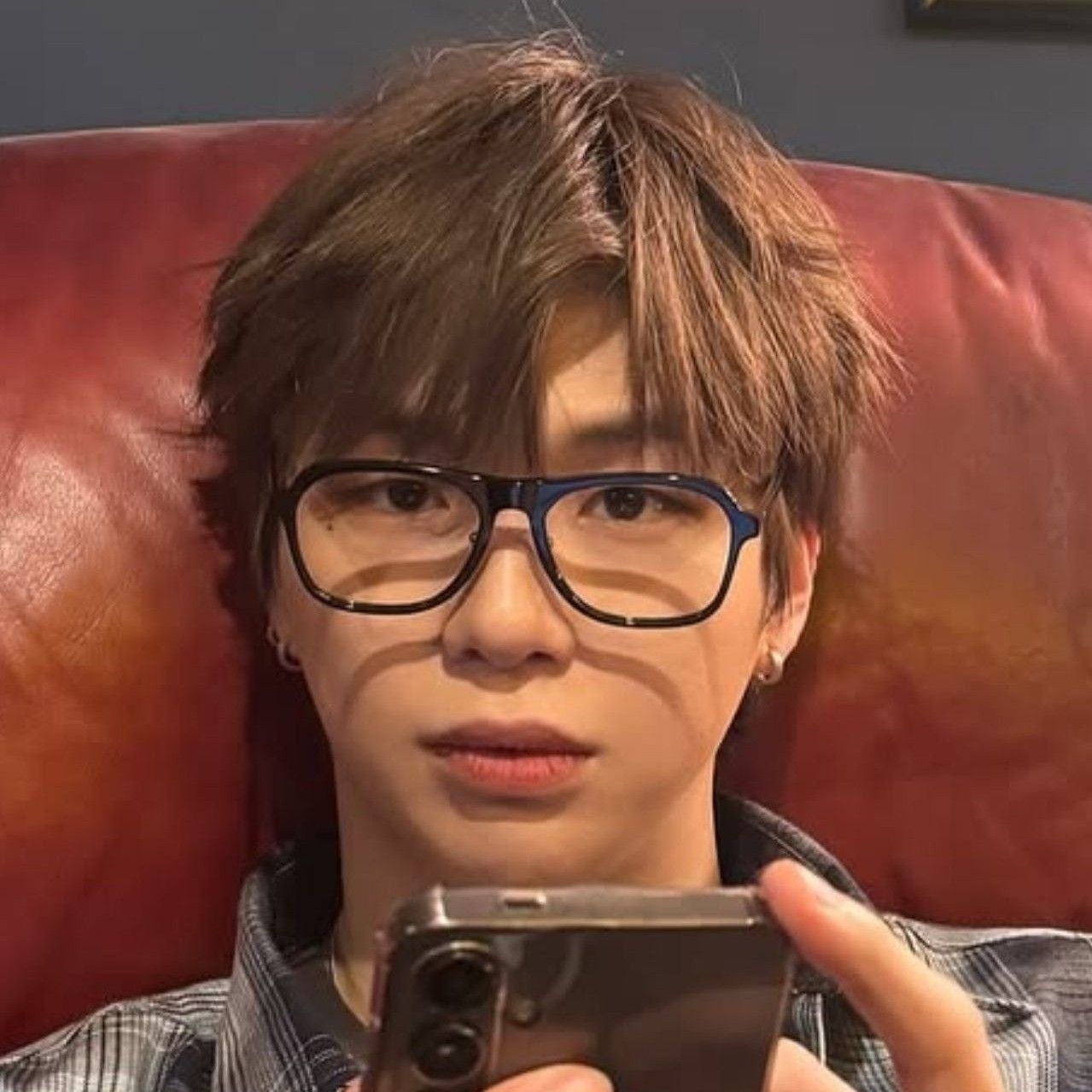 강다니엘의 비하인드 컷