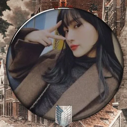 Latest photo of Siyeon (DREAMCATCHER)