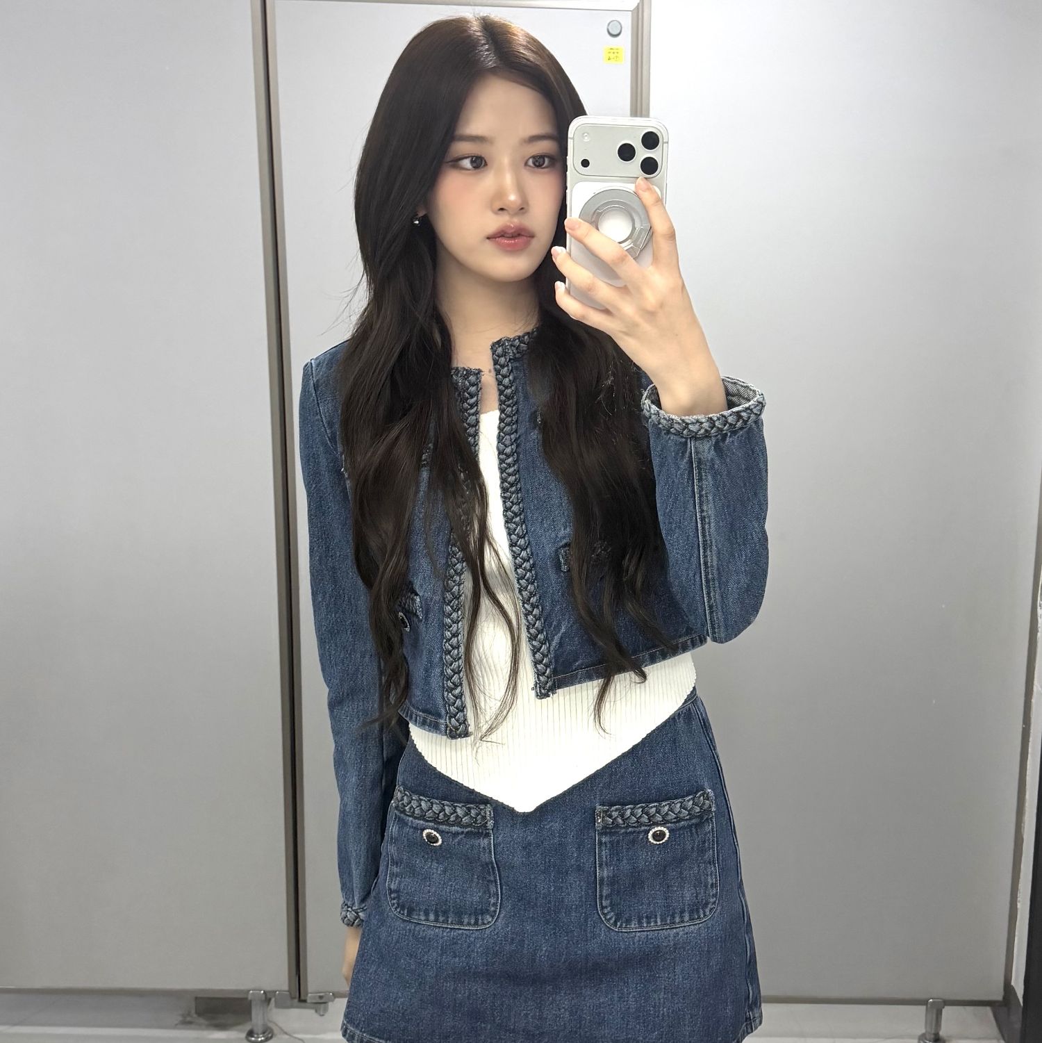 안유진 (IVE) 최근 활동샷