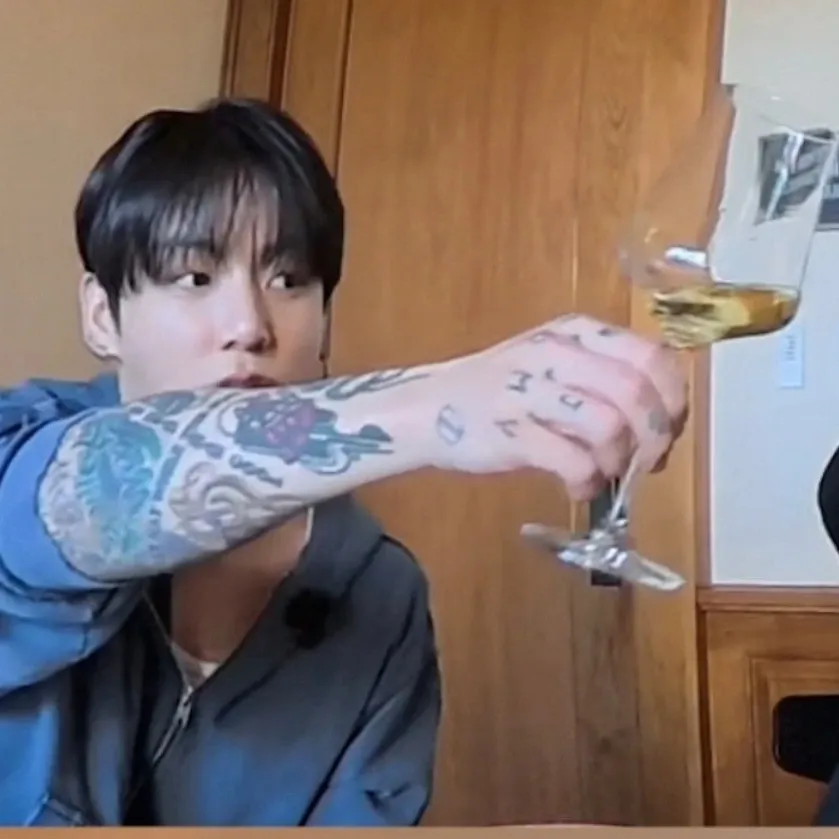 Foto terbaru Jungkook (BTS)