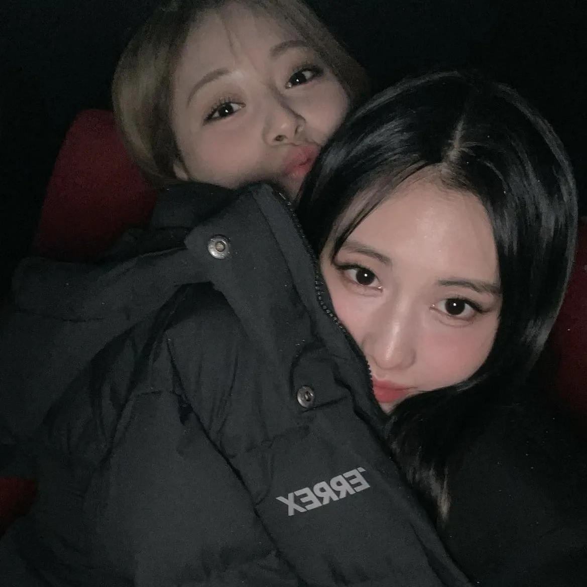 모모 (TWICE)의 최신 사진