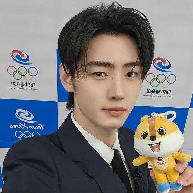 成訓 (ENHYPEN)的最新照片