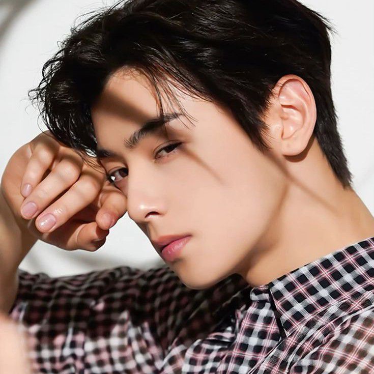 Recent activity shot of Eunwoo (ASTRO)