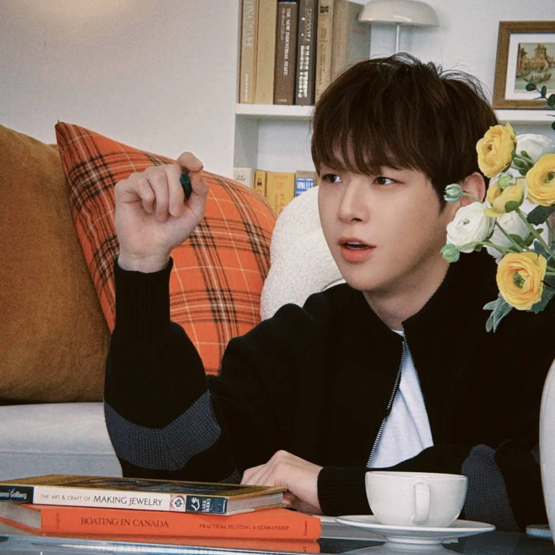 강다니엘의 최신 사진