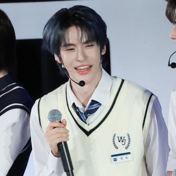 Popular profile picture of Hanbi (SMTR25) loved by fans