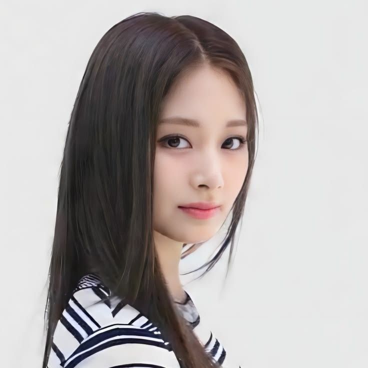 쯔위 (TWICE) 최근 활동샷