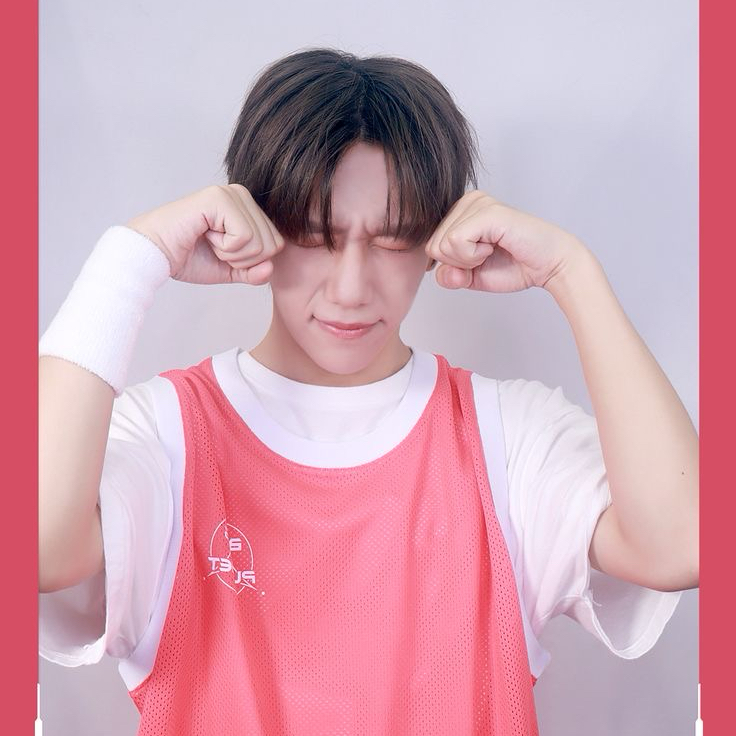 A moment captured by Li Zihao (MODYSSEY)'s fan