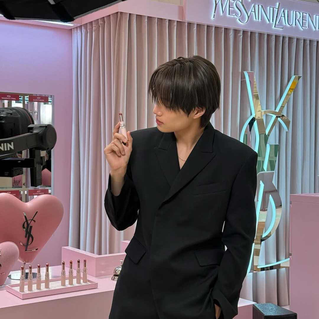 Momen yang diabadikan oleh penggemar Kai (EXO)