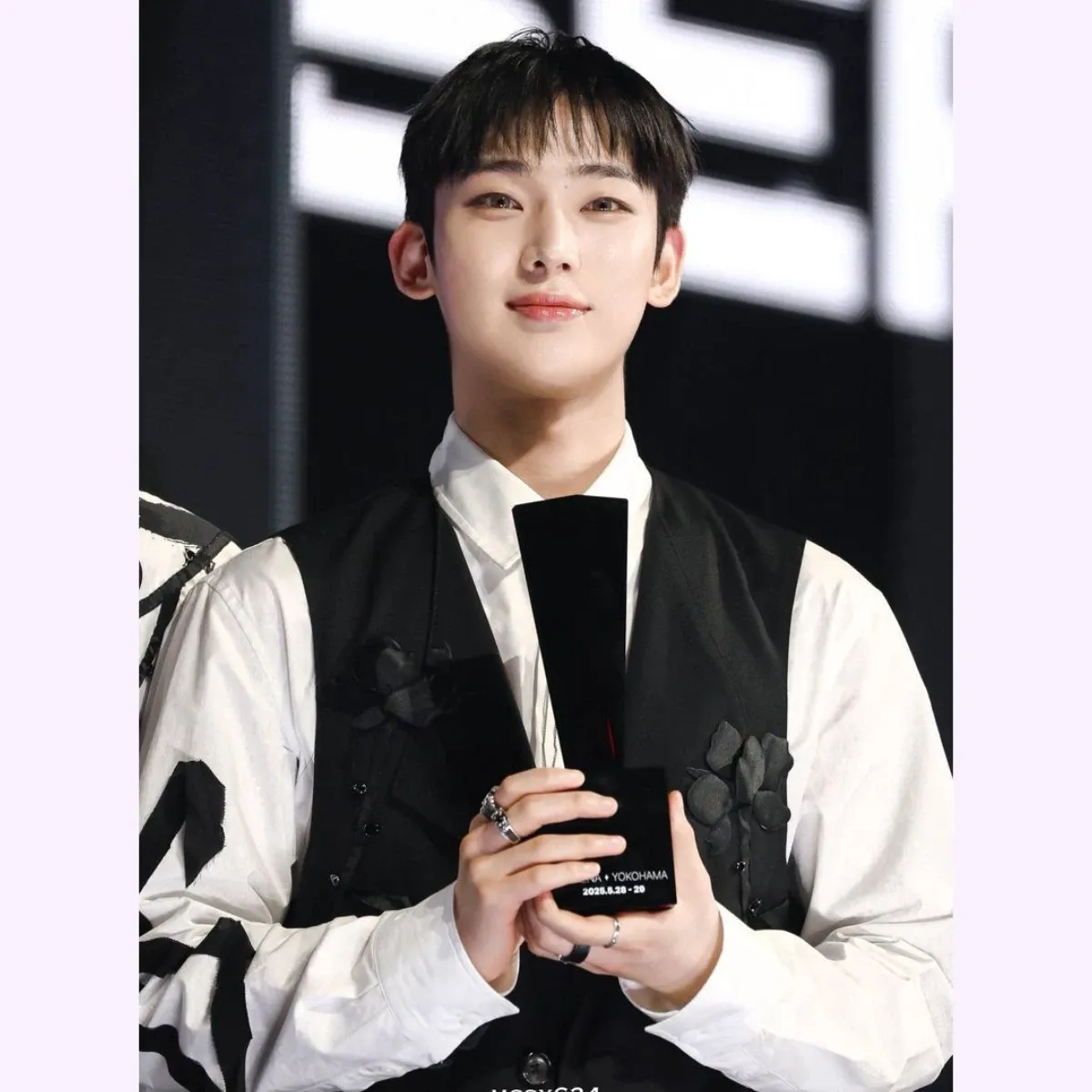 Foto aktivitas terbaru Sunoo (ENHYPEN)