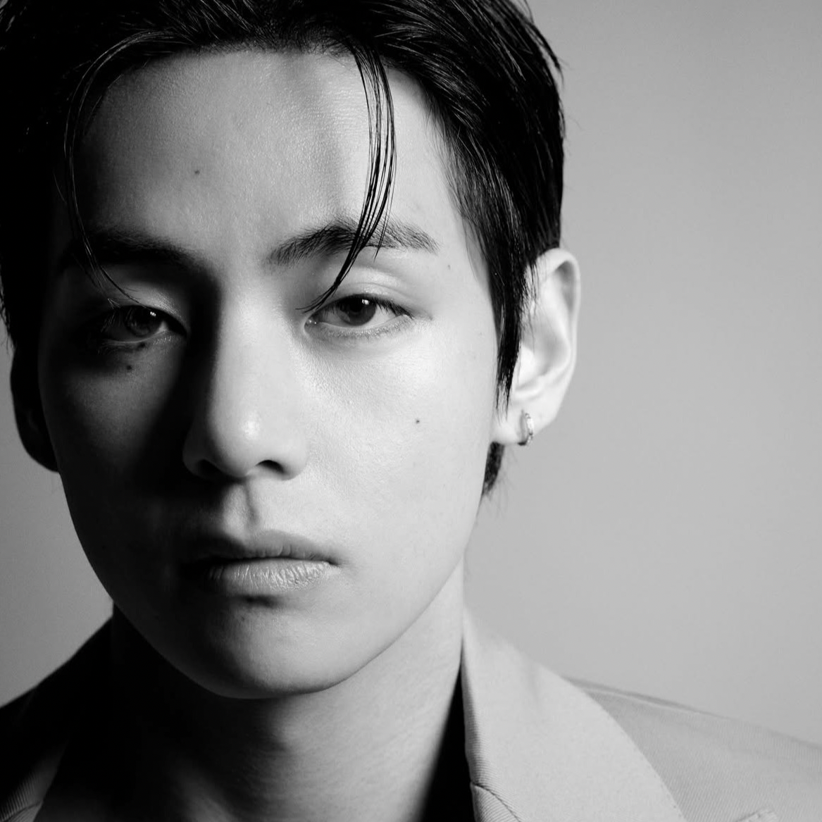 Latest photo of V (BTS)