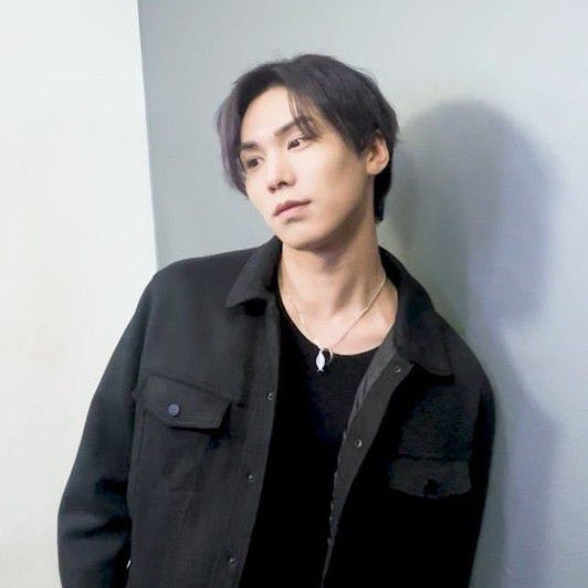 A moment captured by Rocky's fan